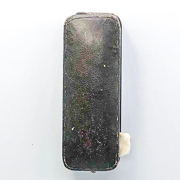 Stick Pins in Leather Box CP0002