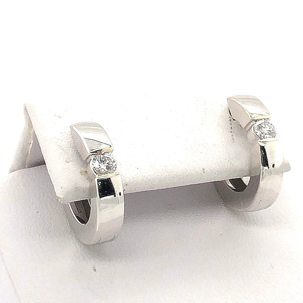 14K White Gold Huggie Earrings with Diamonds  SI0418