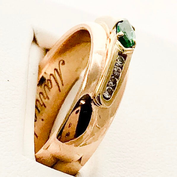 18K Yellow Gold Band Sideways Marq Emer Diam Acct Band Ring - CR0063