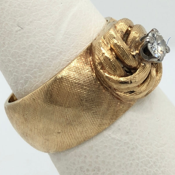 14K Yellow Gold Band with Knot Design and Diamond  CR0282