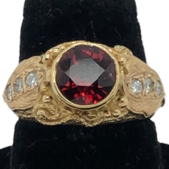White Horse Designs - 18K Yellow Gold Round Spessarite Garnet & Diamond Ring  CR0273