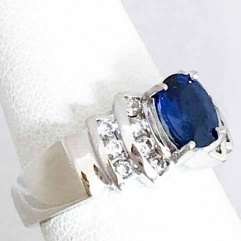 18K White Gold Ceylon Sapphire & Diamond Ring   CR0138