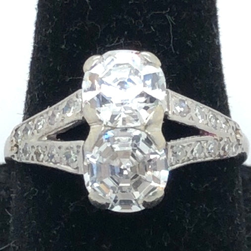 Beautiful Platinum Art Deco Ring  CR0344