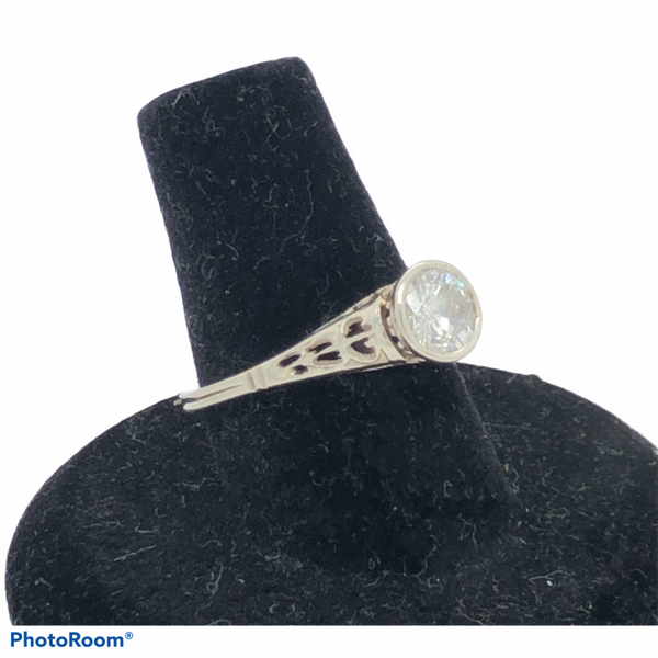 14K White Gold Art Deco Diamond Ring  CR0219