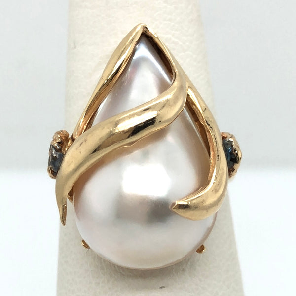 14K Yellow Gold Ring with Teardrop Mabe Pearl  CR0285