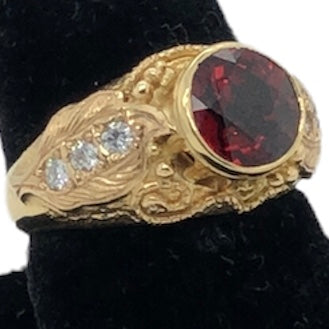 White Horse Designs - 18K Yellow Gold Round Spessarite Garnet & Diamond Ring  CR0273